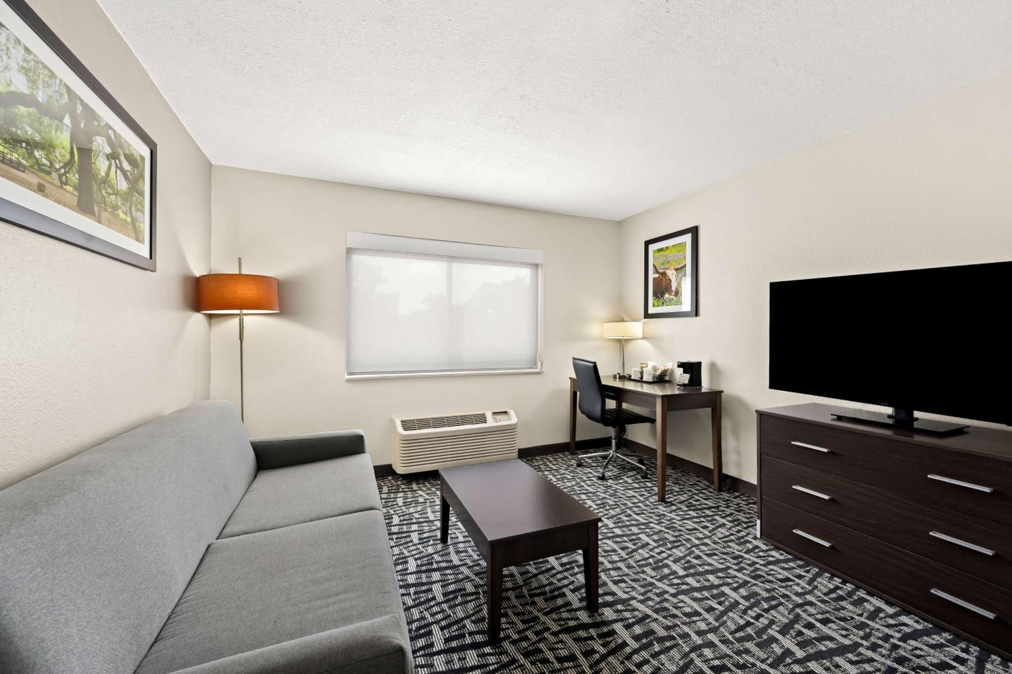 Best Western Bryan College Station Bagian luar foto